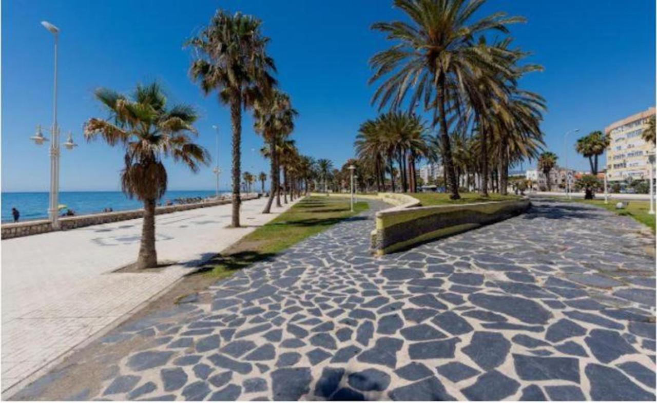 דירות Holidays2Malaga Tomas De Echeverria 150 Mts To Beach & High Speed Wifi & Parking מראה חיצוני תמונה